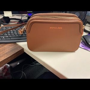 Michael Kors Houston Crossbody